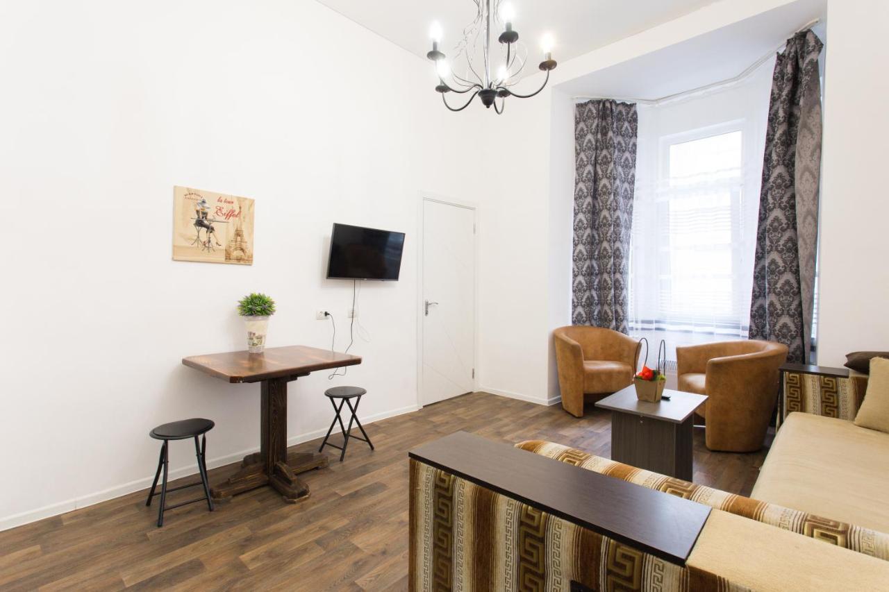 Pushkinskaya Street Apartment Kharkov Ngoại thất bức ảnh