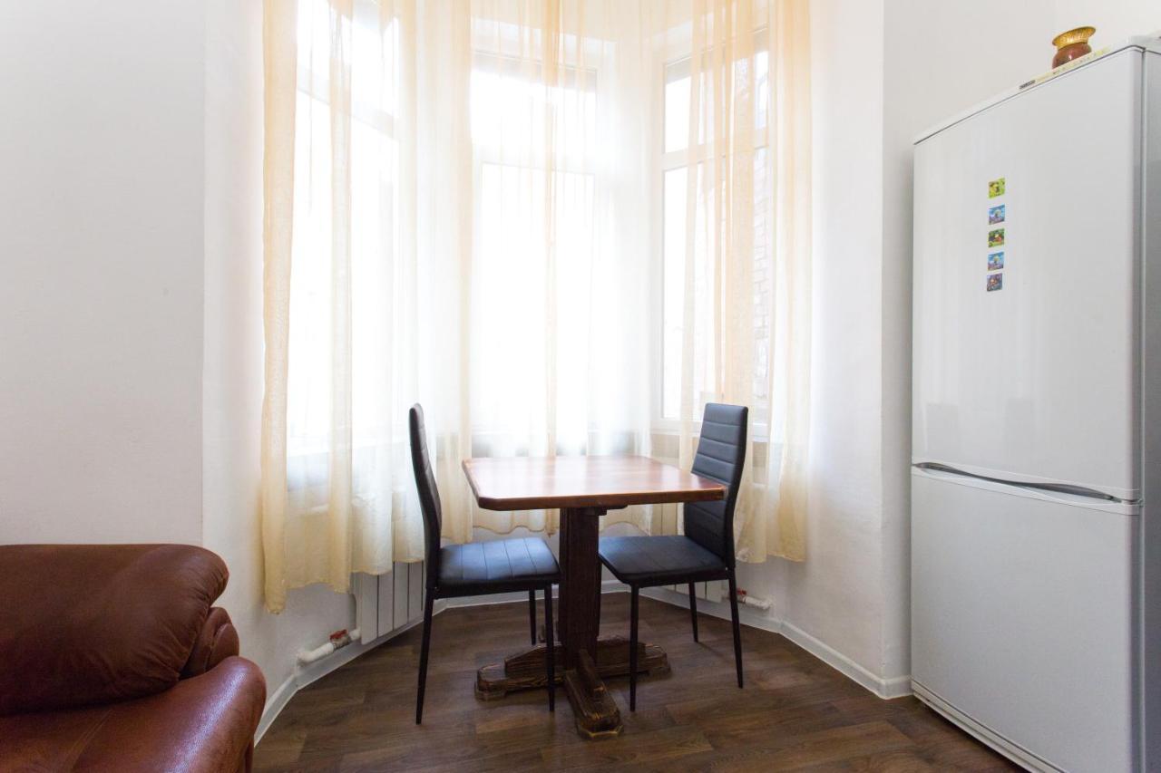 Pushkinskaya Street Apartment Kharkov Ngoại thất bức ảnh