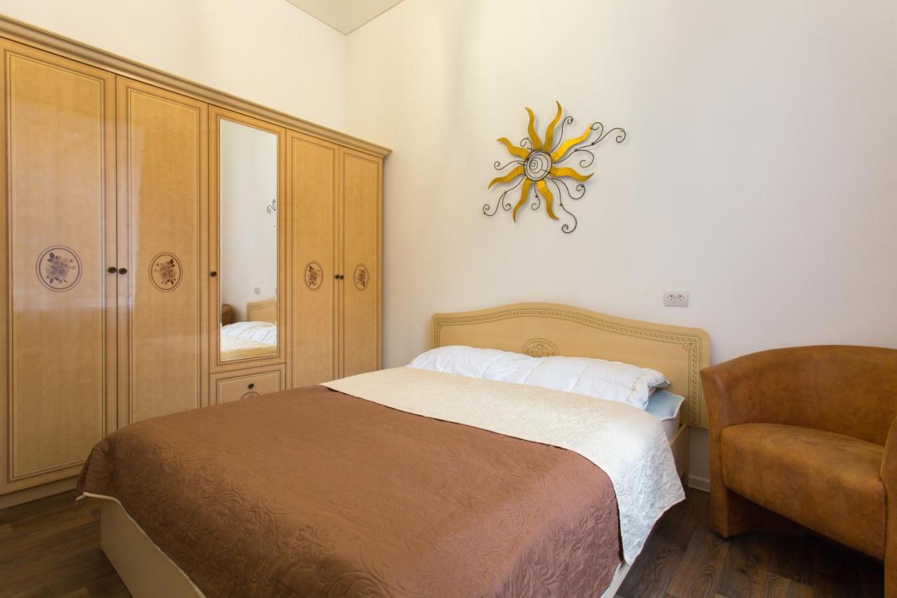 Pushkinskaya Street Apartment Kharkov Ngoại thất bức ảnh